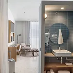 Aqua Silhouette & - Adults Only 4*