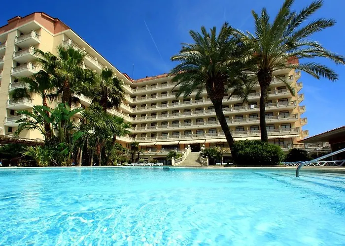 Aqua Silhouette & - Adults Only 4*