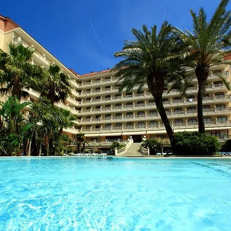 Aqua Silhouette & - Adults Only 4*