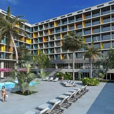 Aqua Silhouette & - Adults Only 4*